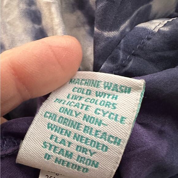 Calypso St Barth Target 100% Silk Purple Blue Tie Dye Blouse Crochet Resortwear - Picture 8 of 8